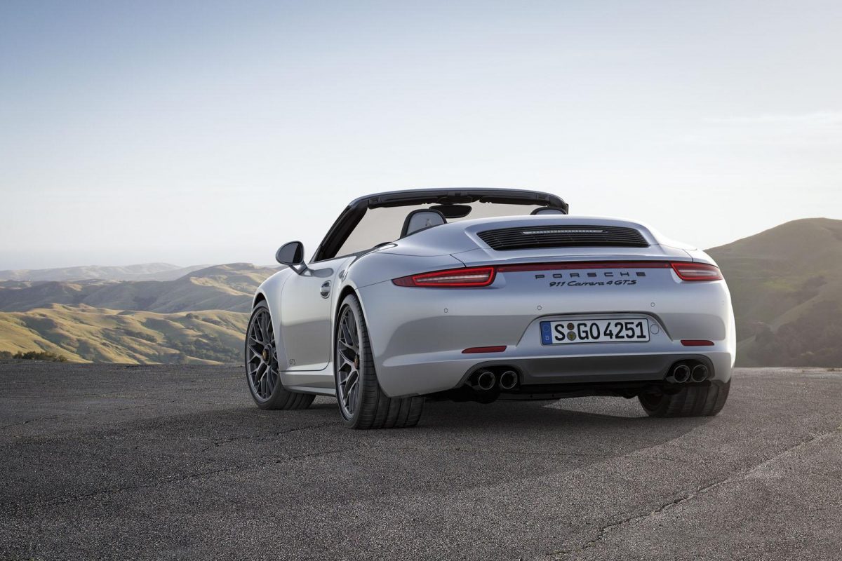 PORSCHE