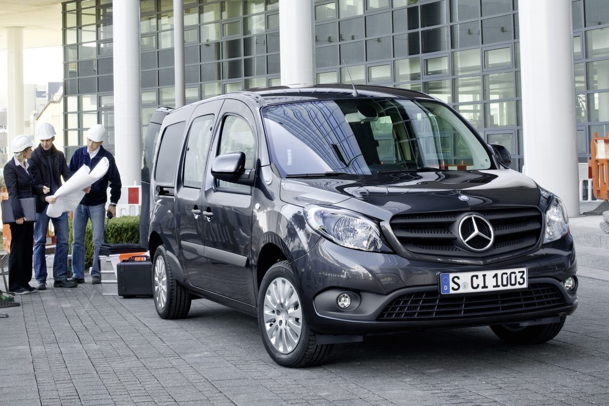 MERCEDES-BENZ