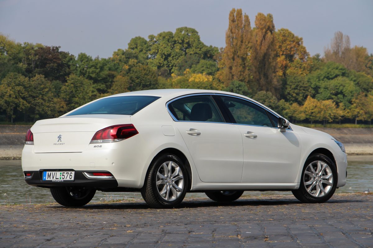 PEUGEOT 508