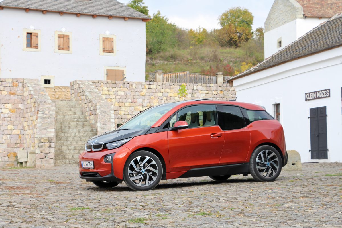 BMW I3