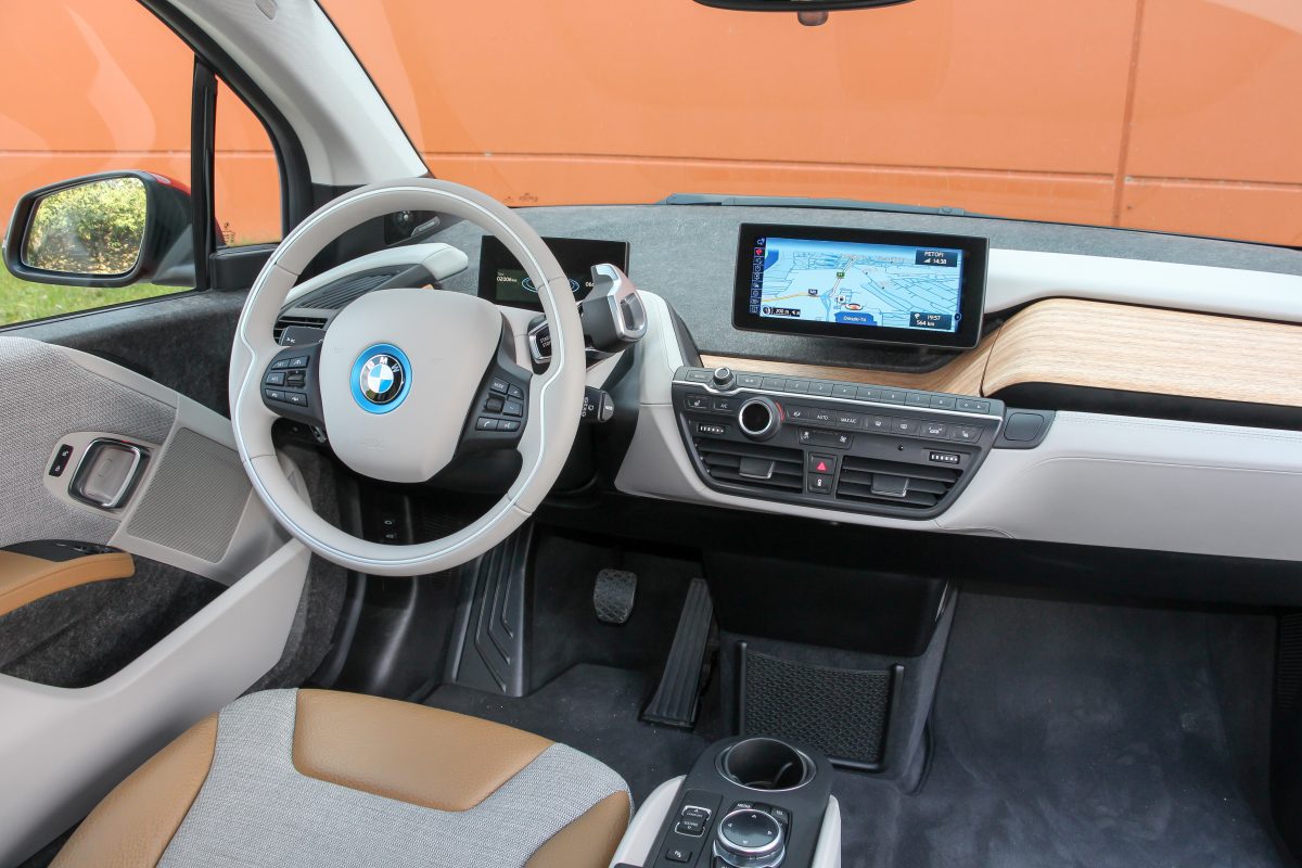 BMW I3