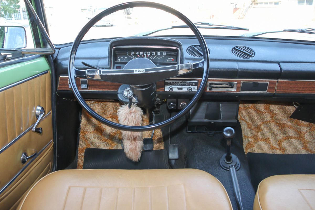 LADA
