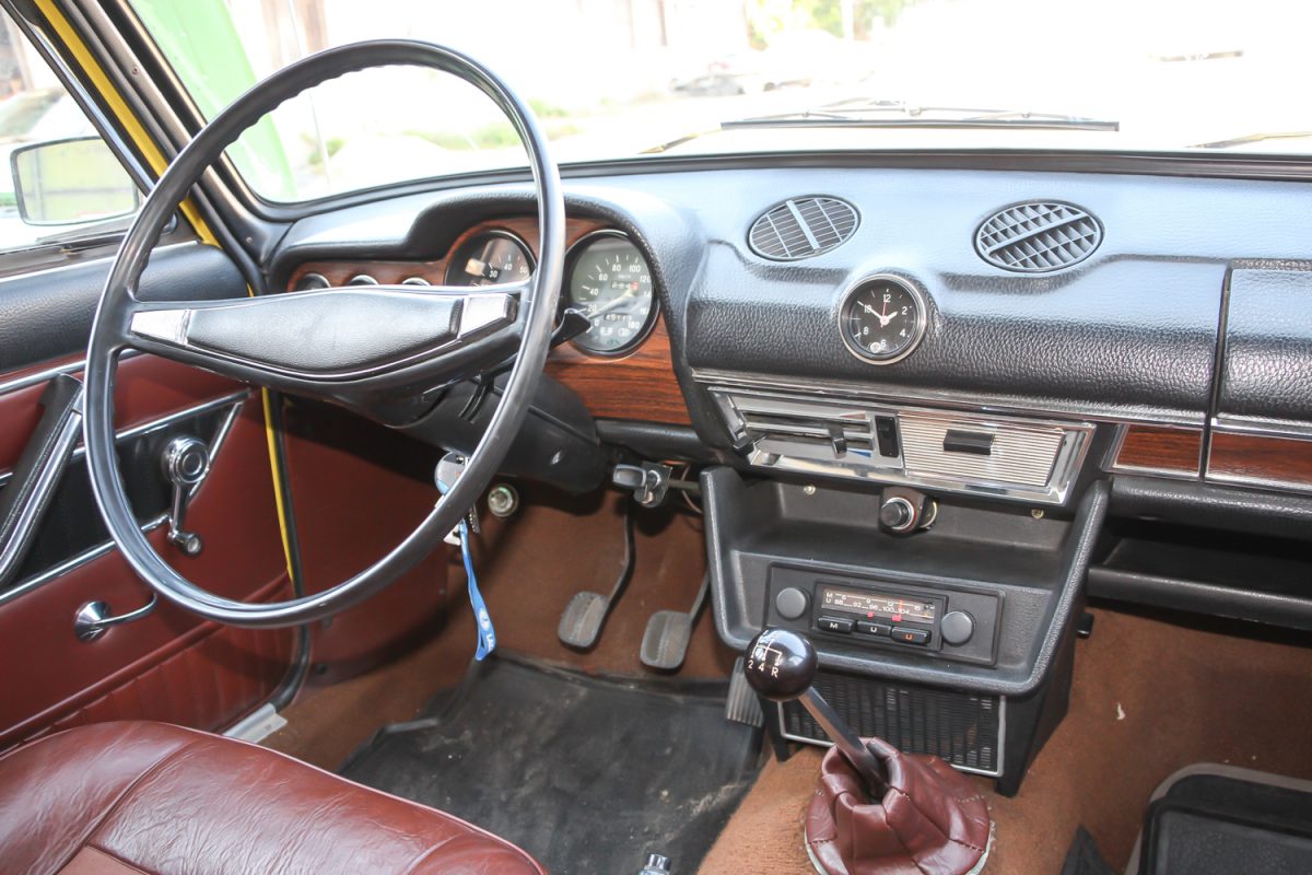 LADA