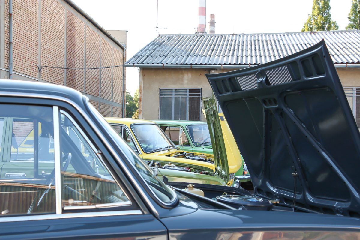 LADA