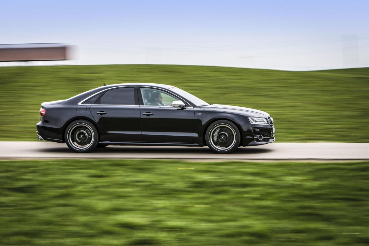AUDI S8