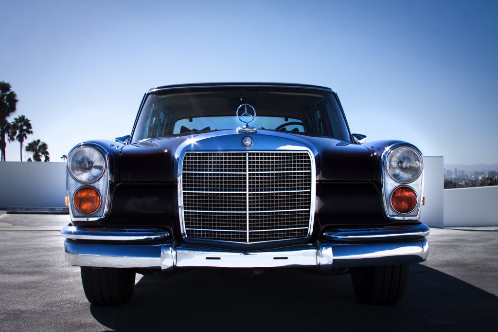 MERCEDES-BENZ
