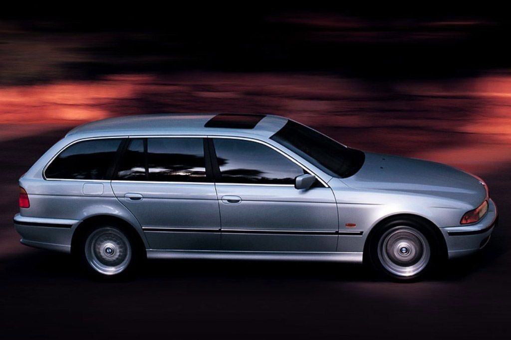 BMW 5-ÖS SOROZAT