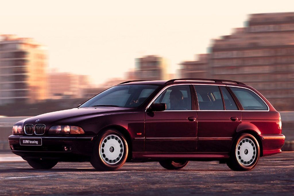 BMW 5-ÖS SOROZAT