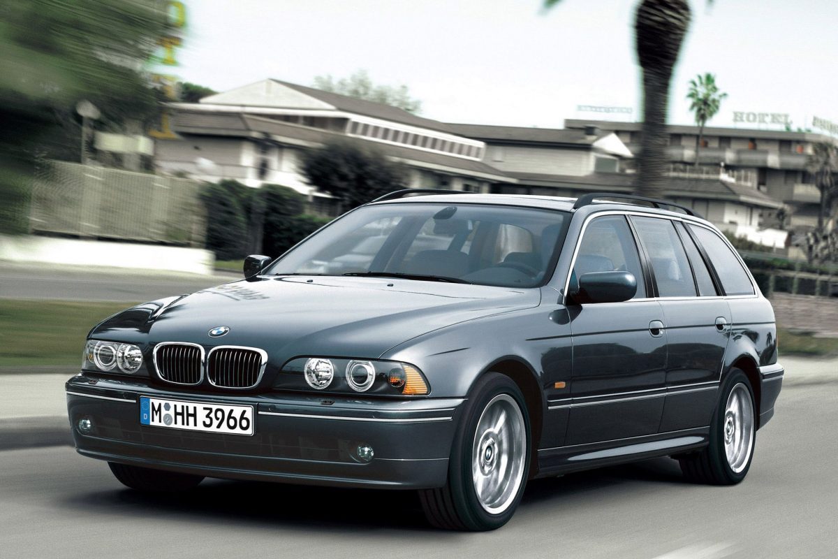 BMW 5-ÖS SOROZAT