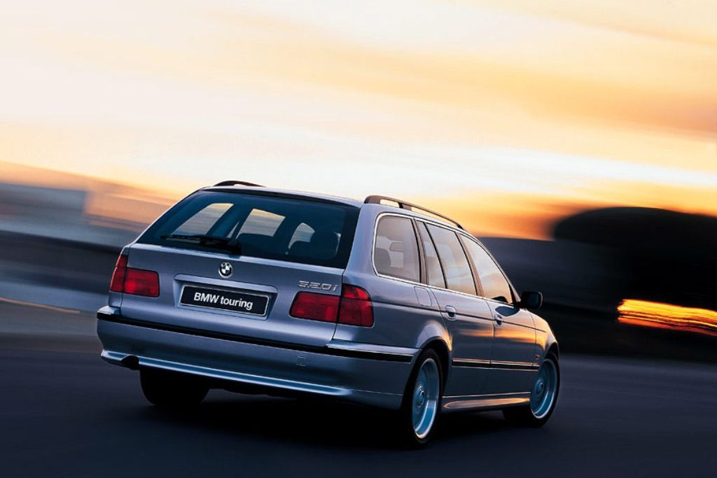 BMW 5-ÖS SOROZAT