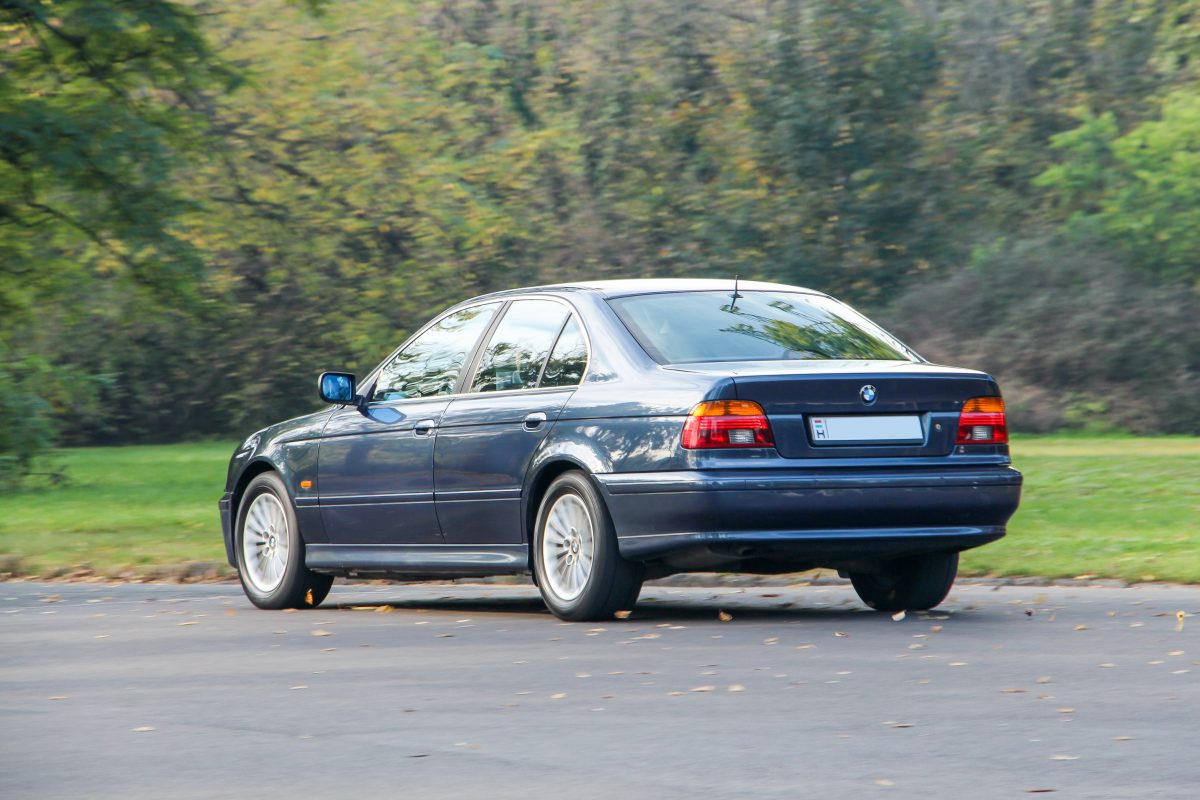 BMW 5-ÖS SOROZAT