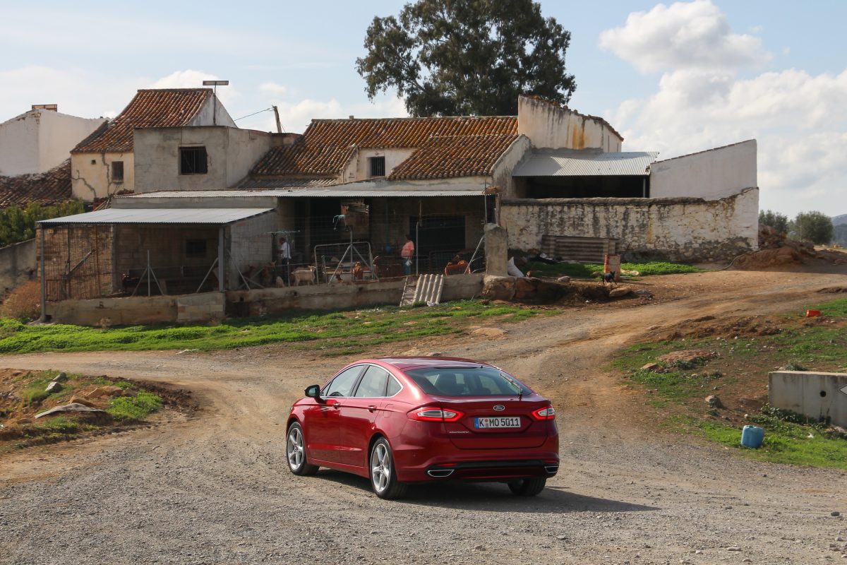 FORD MONDEO