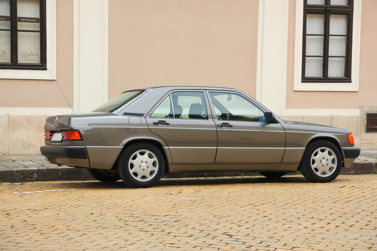 MERCEDES-BENZ