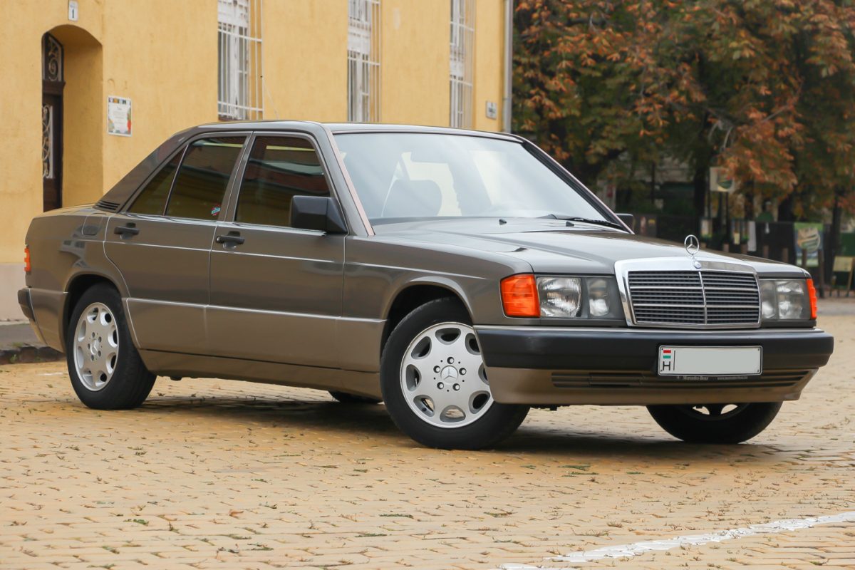 MERCEDES-BENZ
