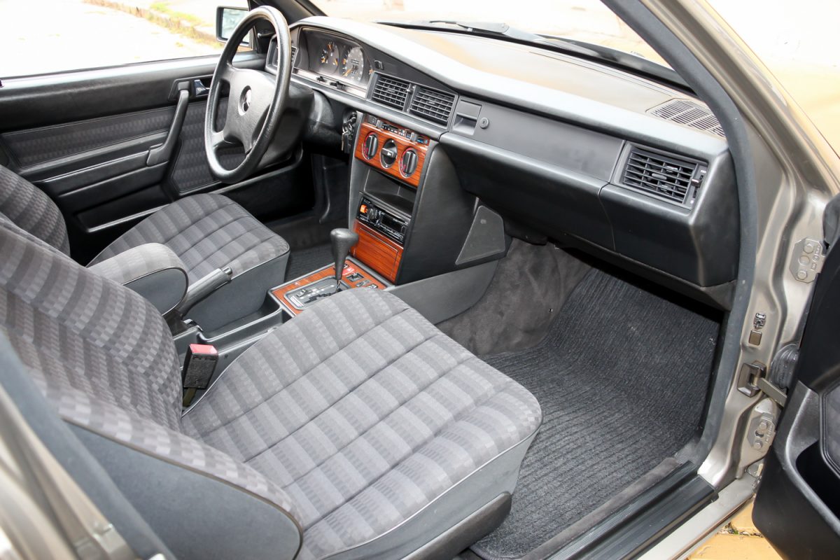 MERCEDES-BENZ