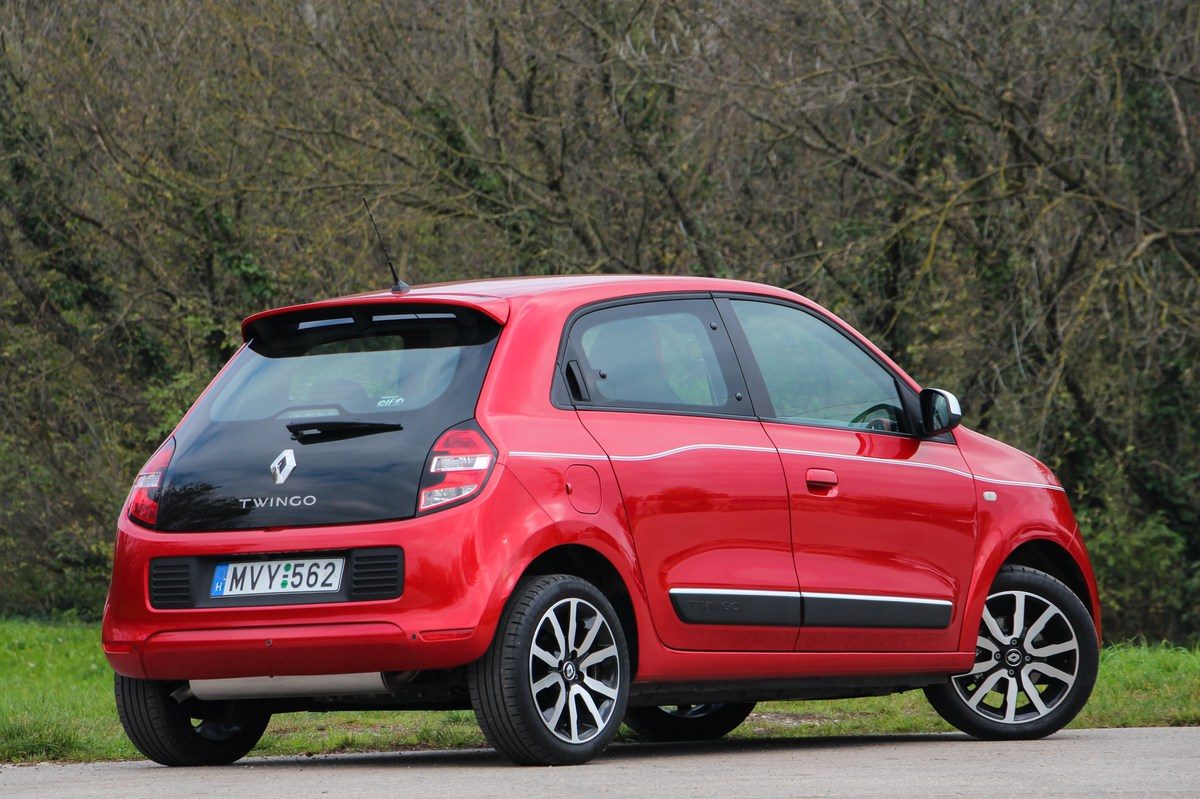 RENAULT