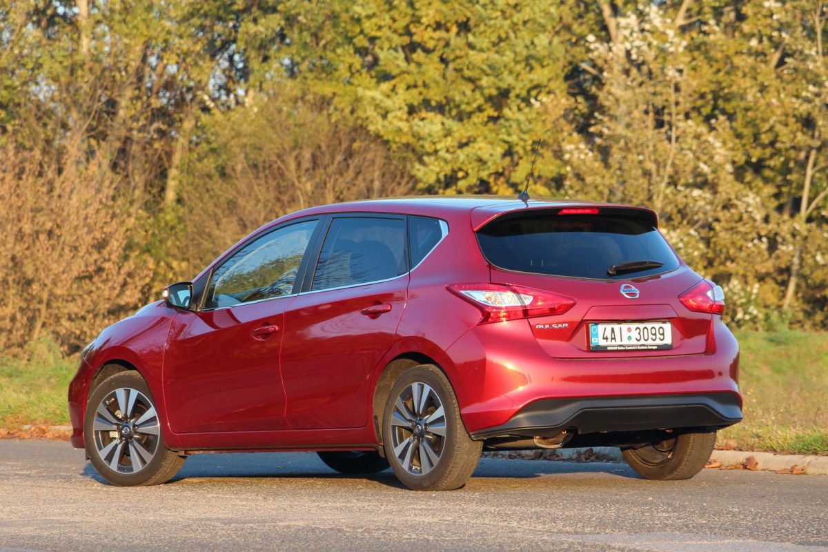 NISSAN PULSAR