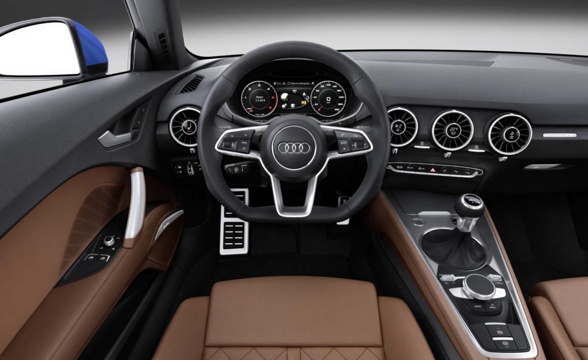 AUDI TT