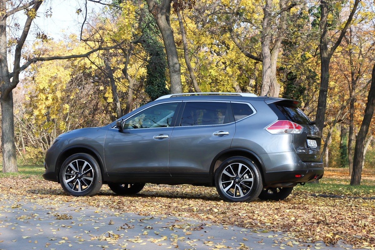 NISSAN
