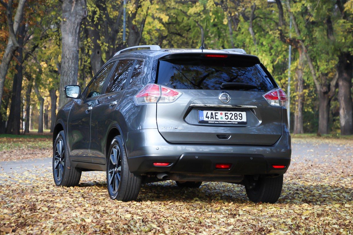 NISSAN