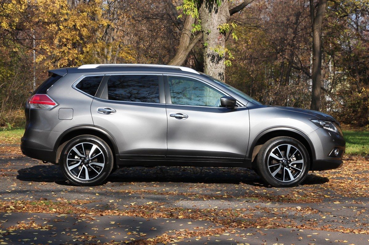 NISSAN