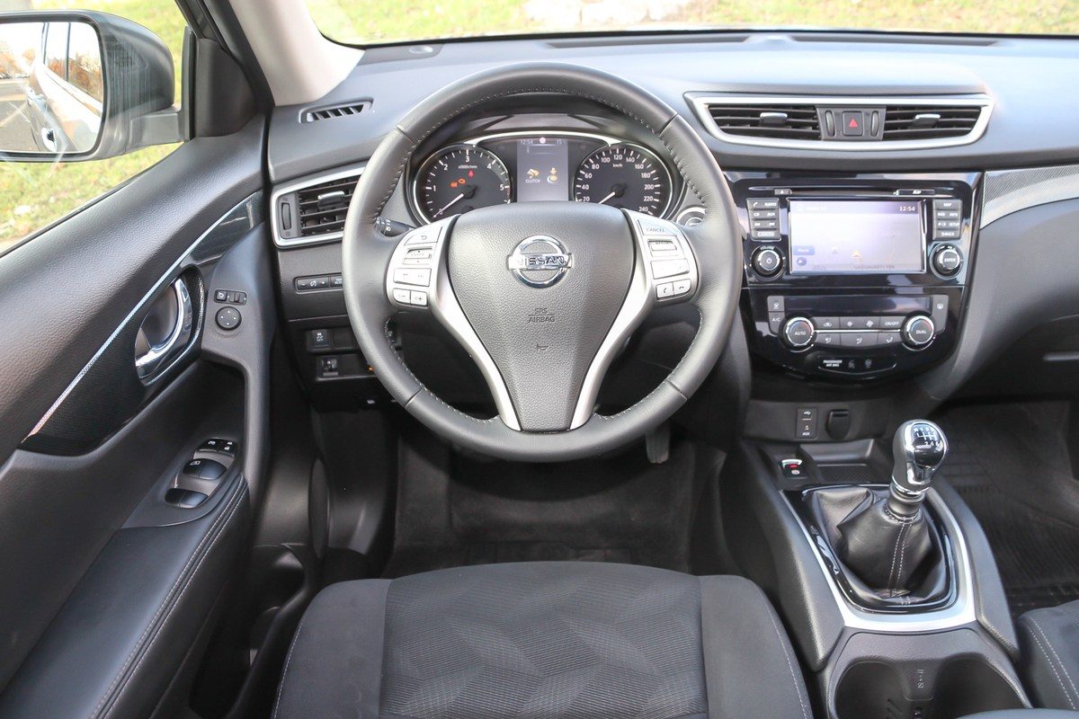 NISSAN