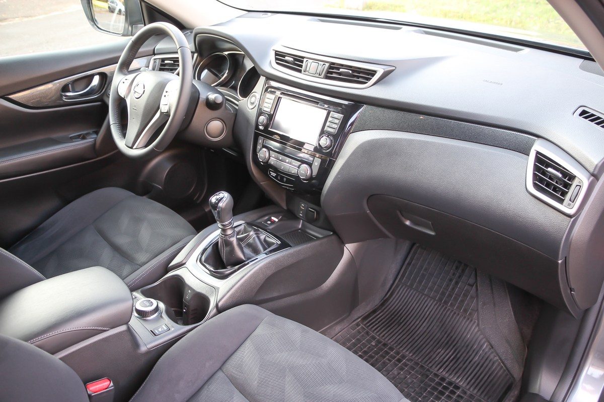 NISSAN
