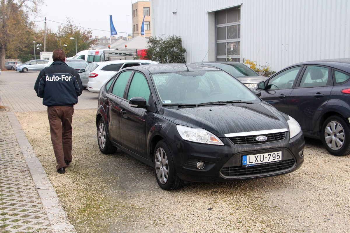 FORD FOCUS