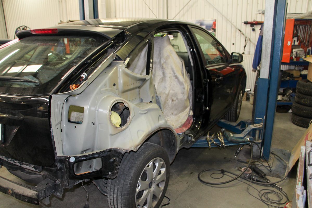 FORD FOCUS