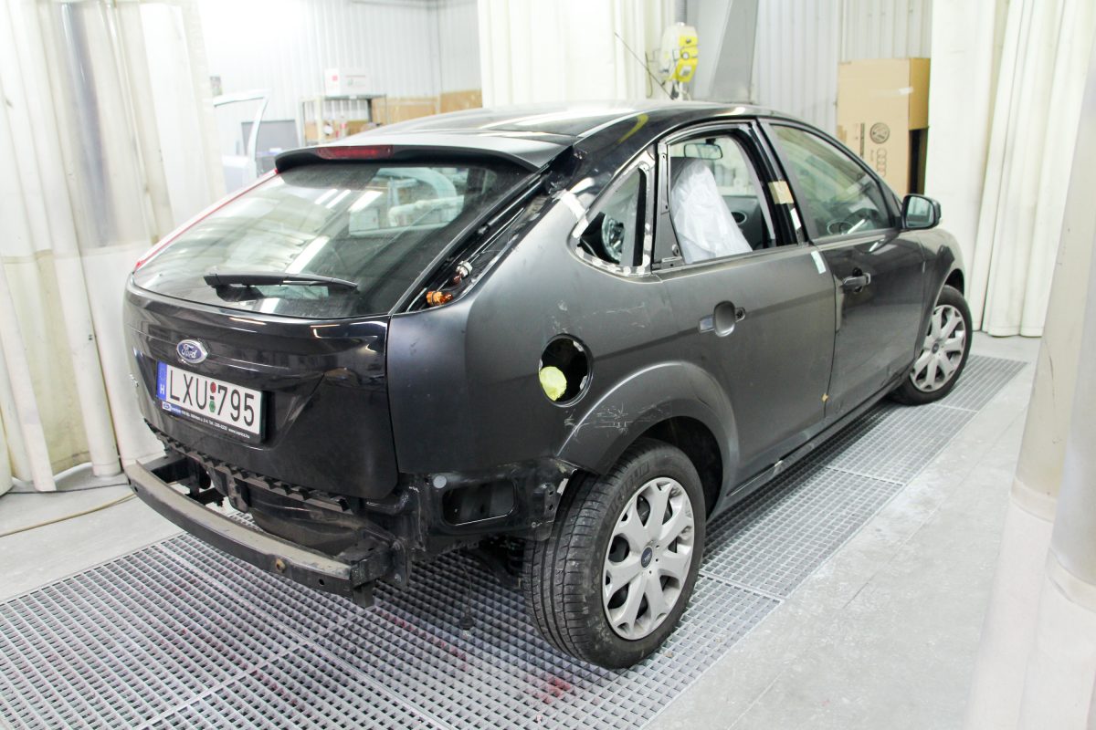 FORD FOCUS