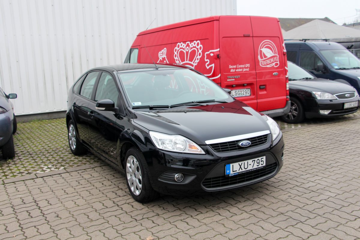 FORD FOCUS