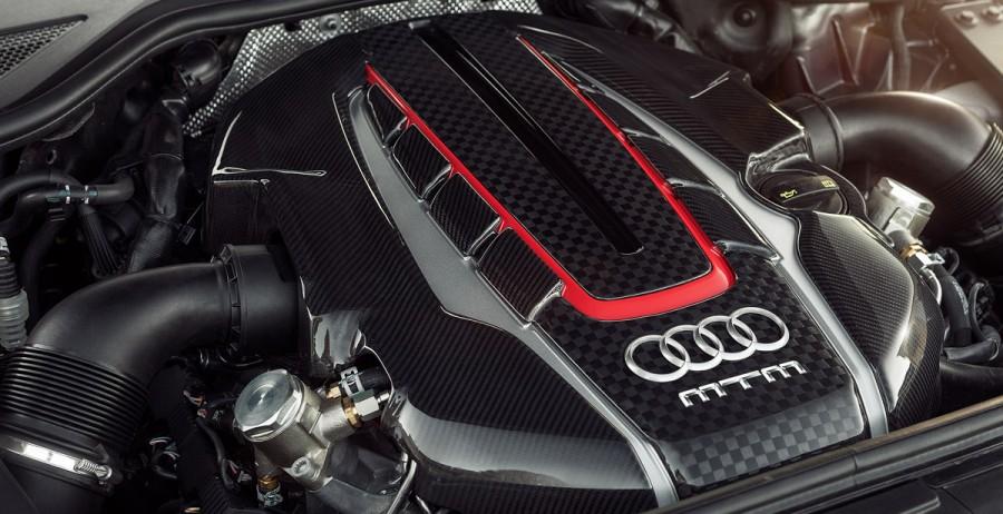 AUDI S8