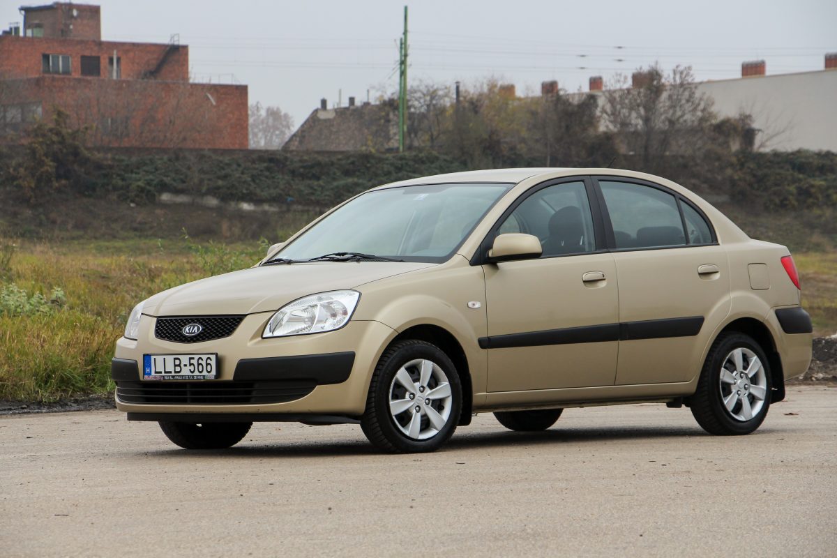 KIA RIO