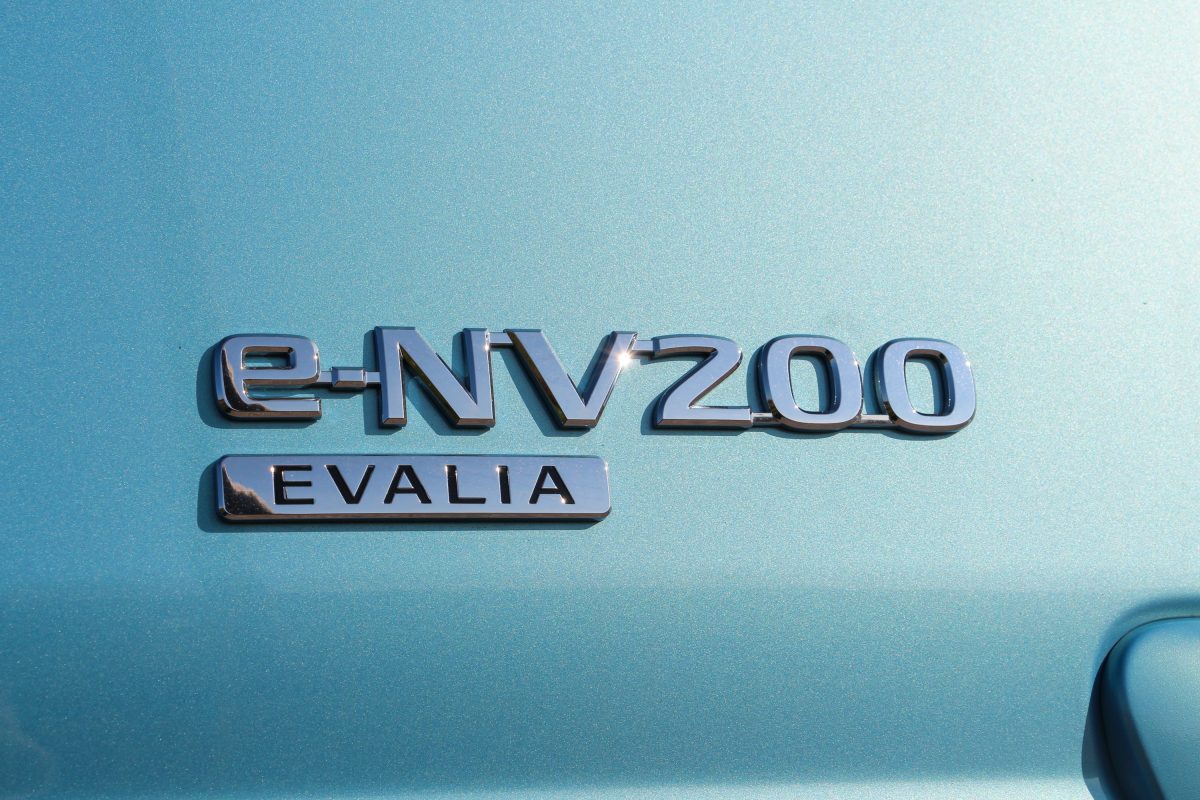NISSAN NV200