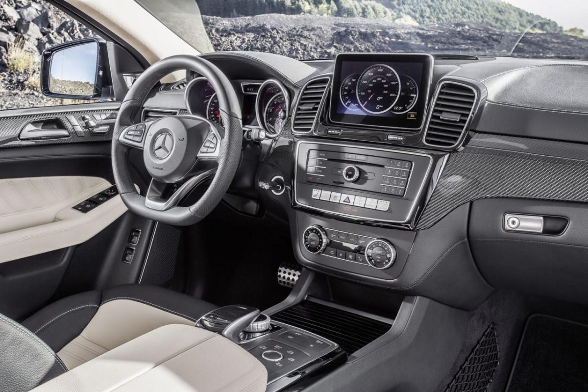 MERCEDES-BENZ GL-OSZTÁLY
