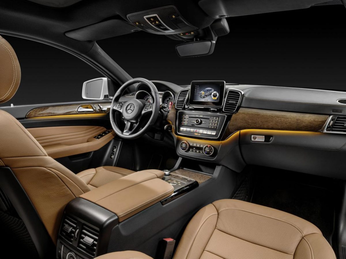 MERCEDES-BENZ GL-OSZTÁLY