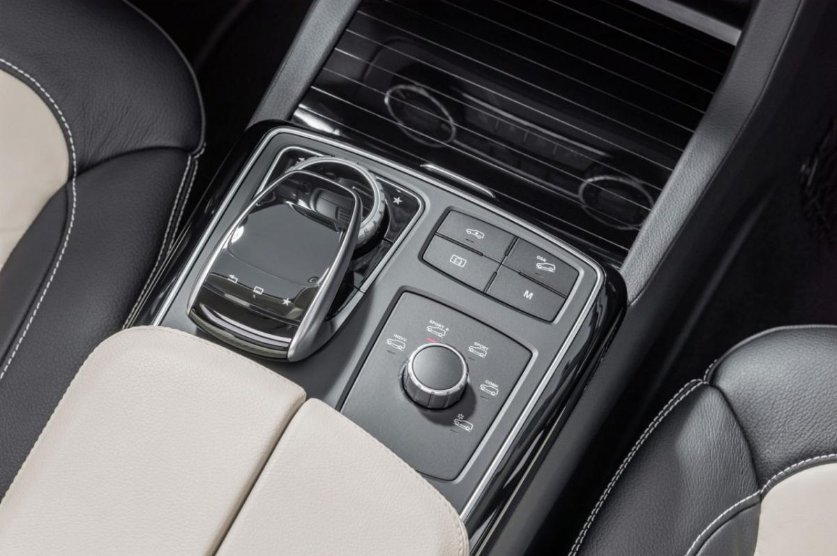 MERCEDES-BENZ GL-OSZTÁLY