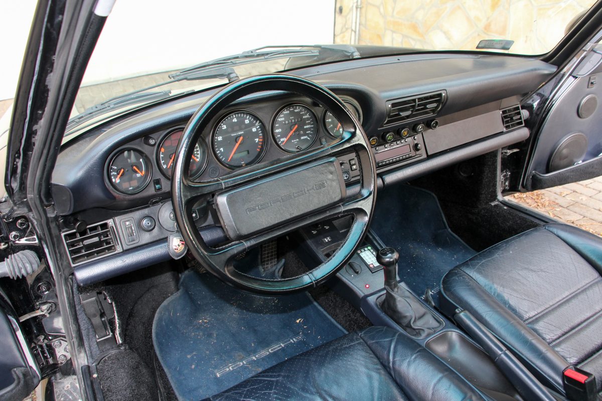 PORSCHE 911