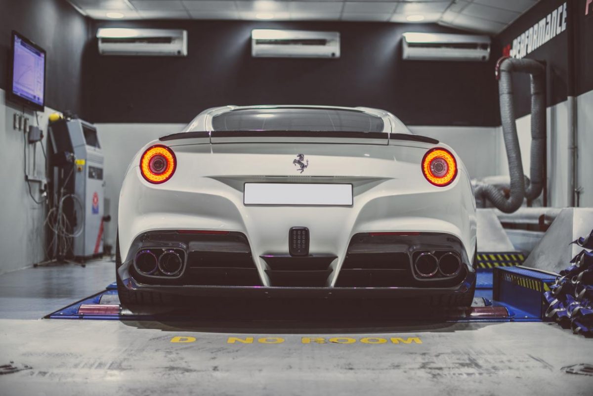 FERRARI F12 BERLINETTA