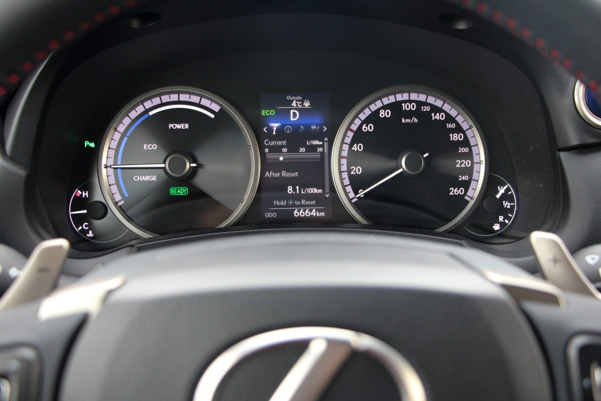 LEXUS