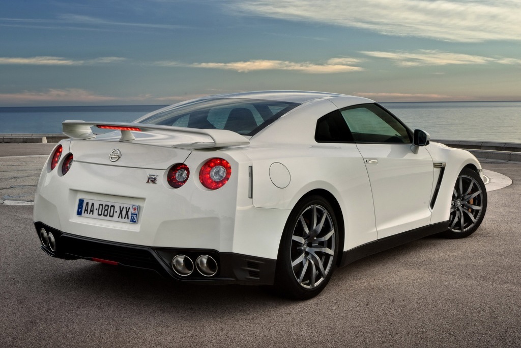 NISSAN