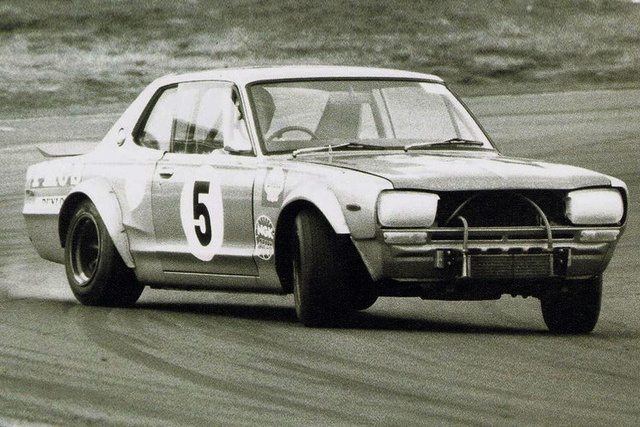 NISSAN