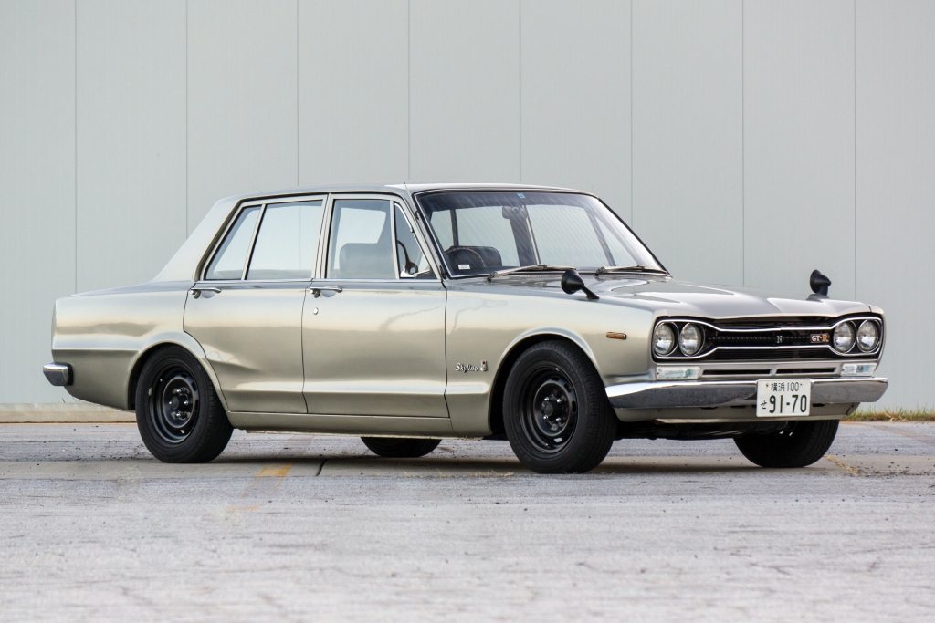 NISSAN