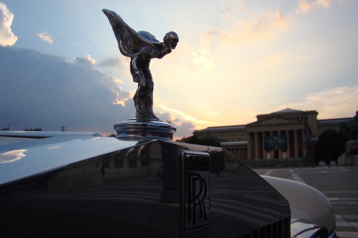 ROLLS-ROYCE