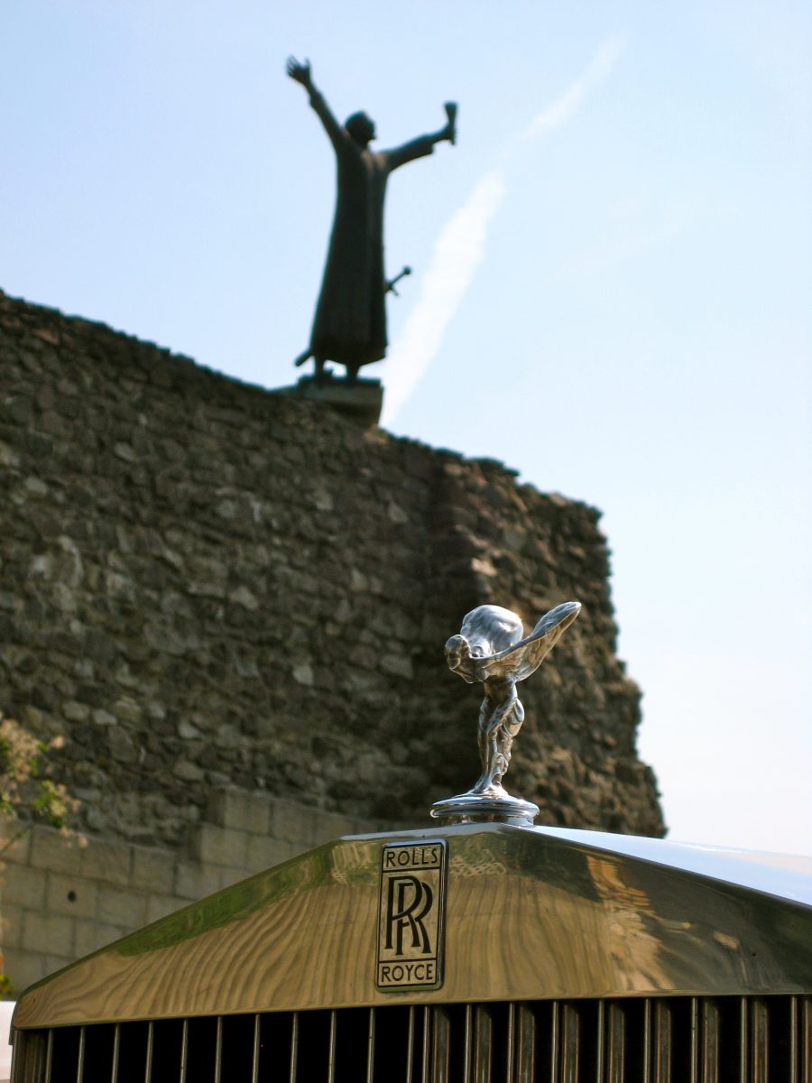 ROLLS-ROYCE