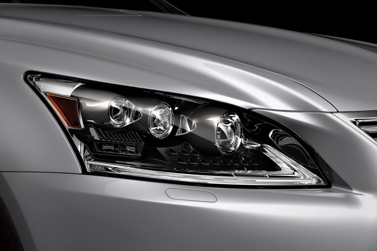 LEXUS LS