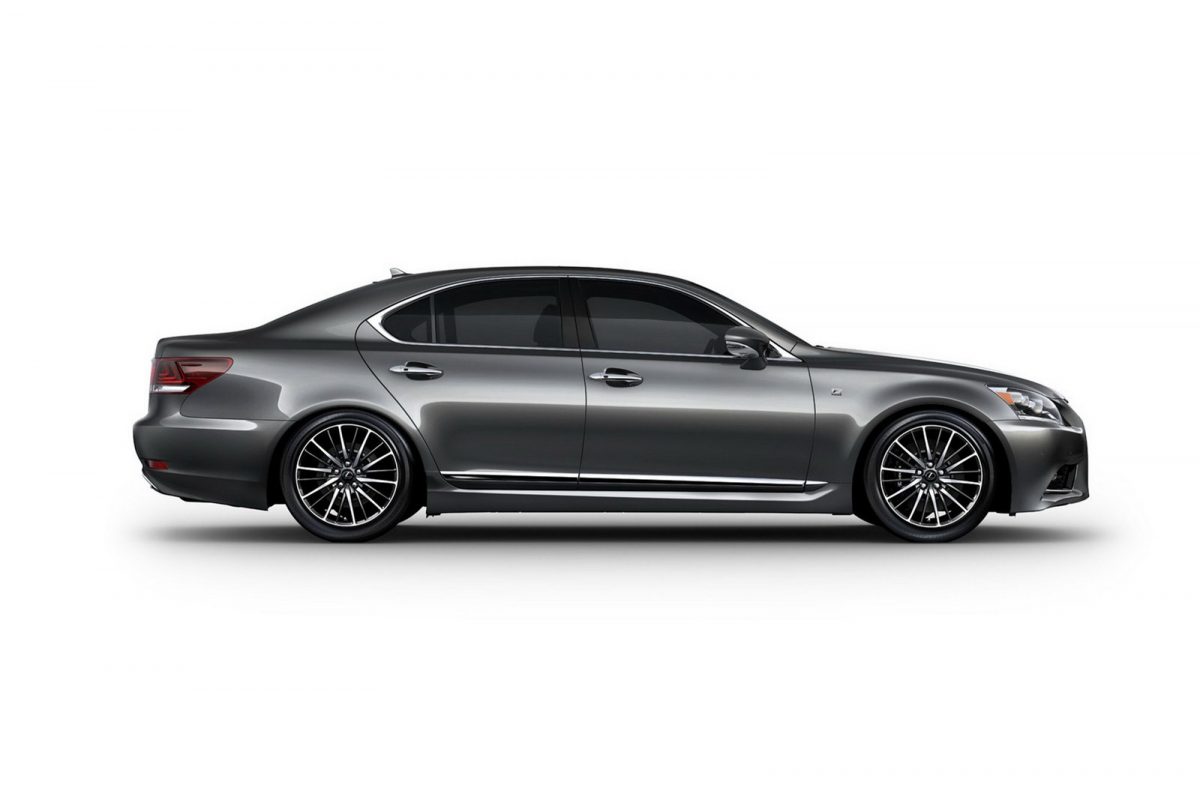 LEXUS LS