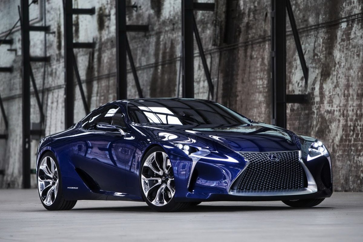 LEXUS IS
