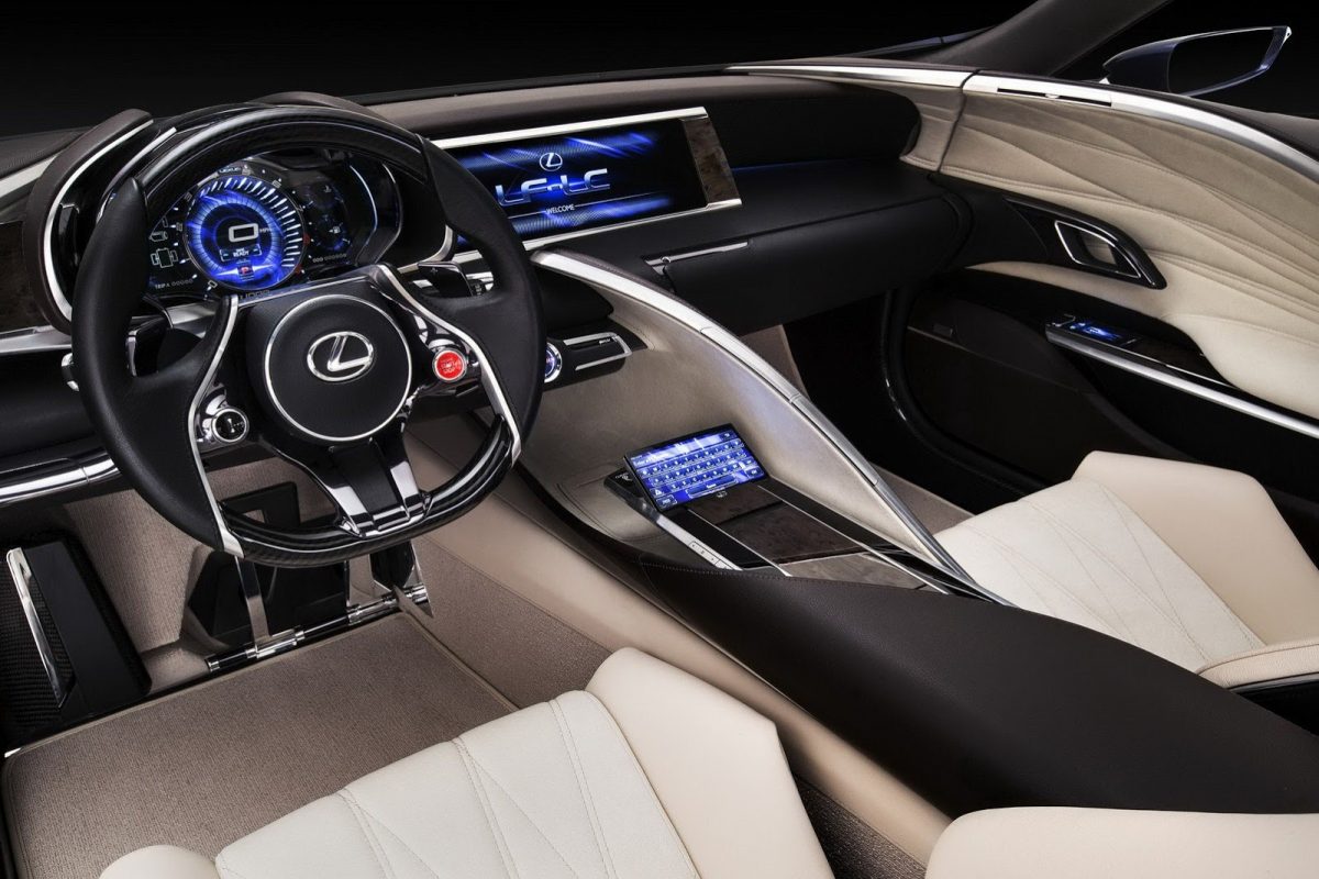 LEXUS IS