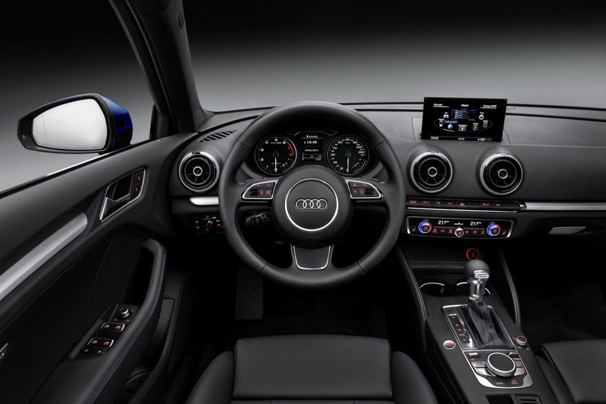 AUDI